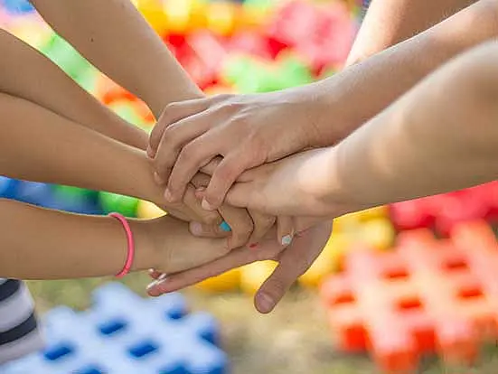 Co-operation partners